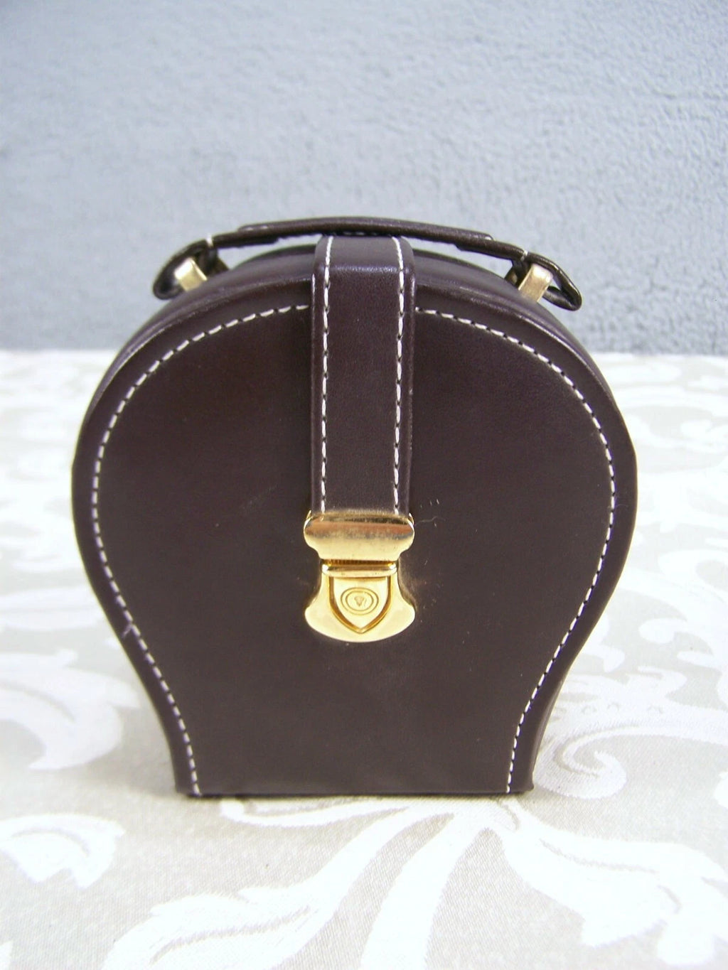 Small Jewelry Box Brown with Clasp For rings Chains Earrings Storage | eBay