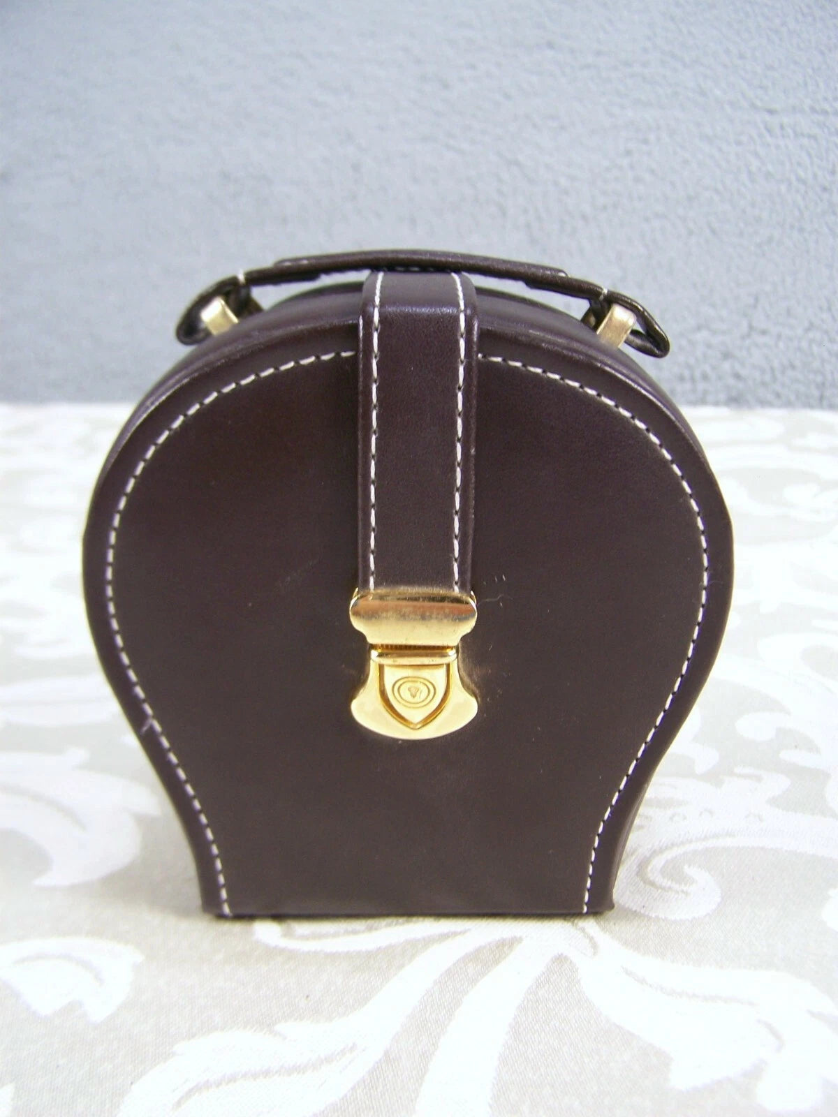 Small Jewelry Box Brown with Clasp For rings Chains Earrings Storage | eBay