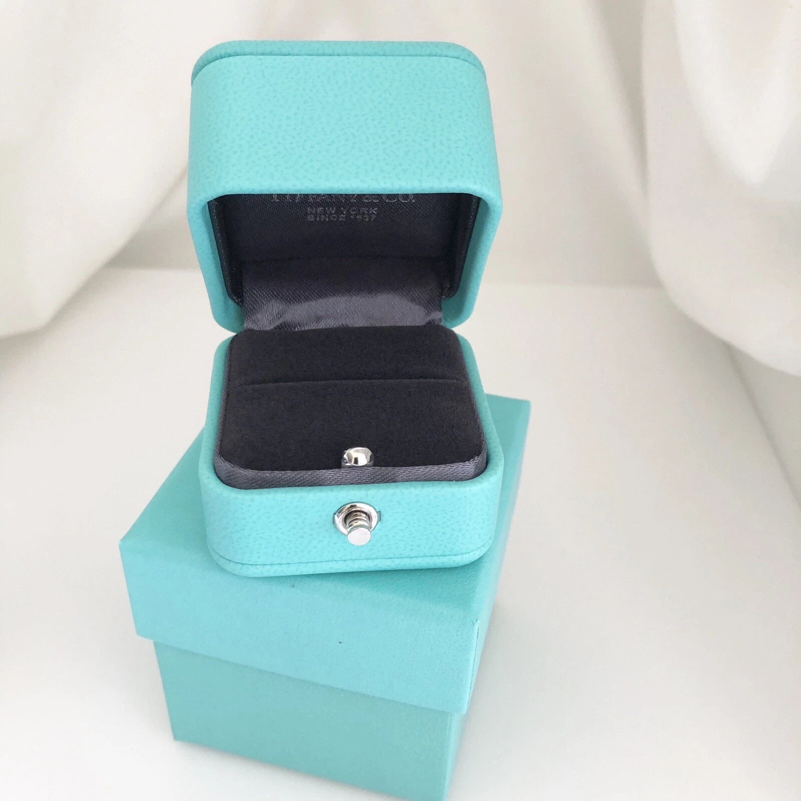 Tiffany & Co Blue Leather Empty Ring Box and Blue Gift Box | eBay