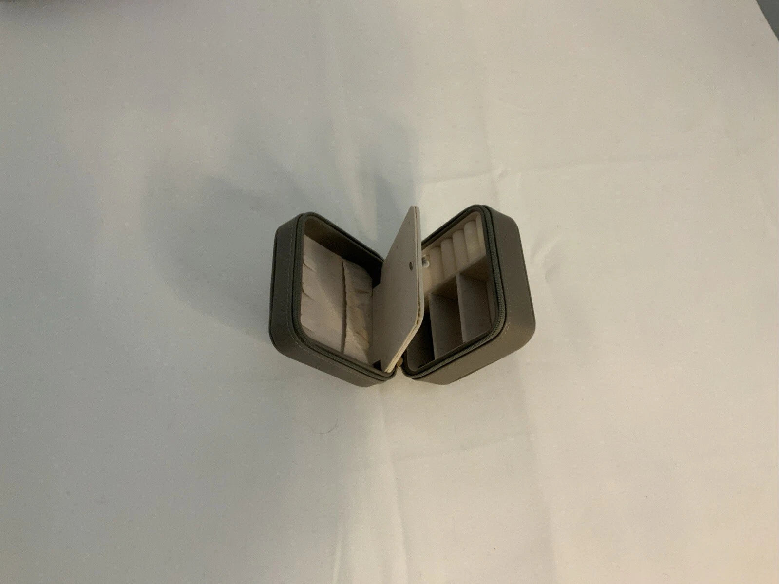 PLeather Small Jewelry Box Portable Travel Storage Case 4X4 3 Compartments | eBay